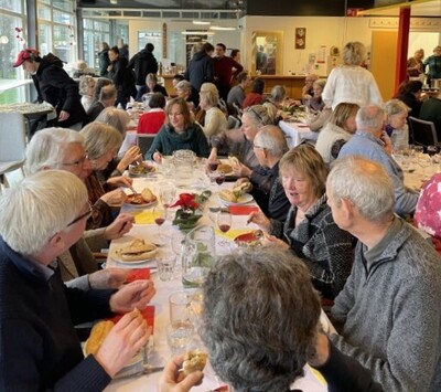 2024-12-17-kerstlunch-4